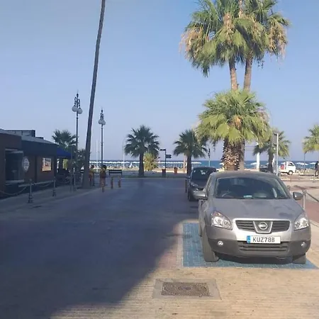 公寓 Horizon Luxury At Finikoudes Beach 301