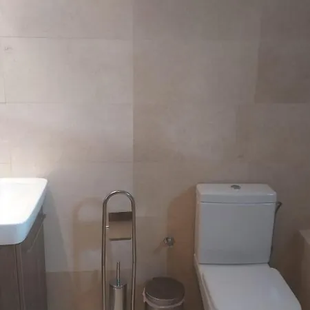 Horizon Luxury At Finikoudes Beach 301 דירה