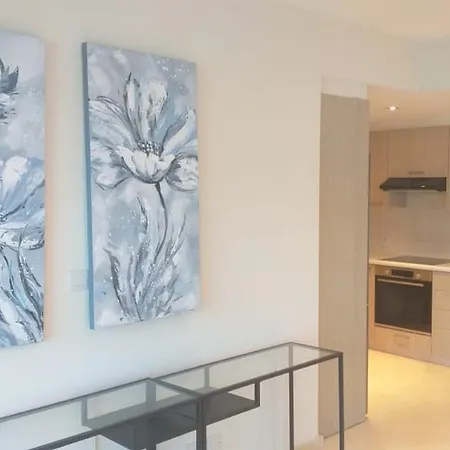 Horizon Luxury At Finikoudes Beach 301 Apartment