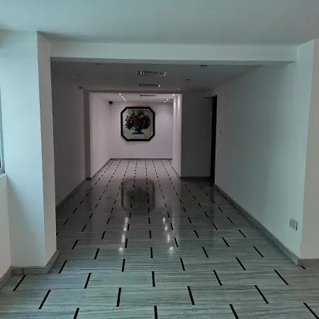 Apartment Horizon Luxury At Finikoudes Beach 301 Larnaca